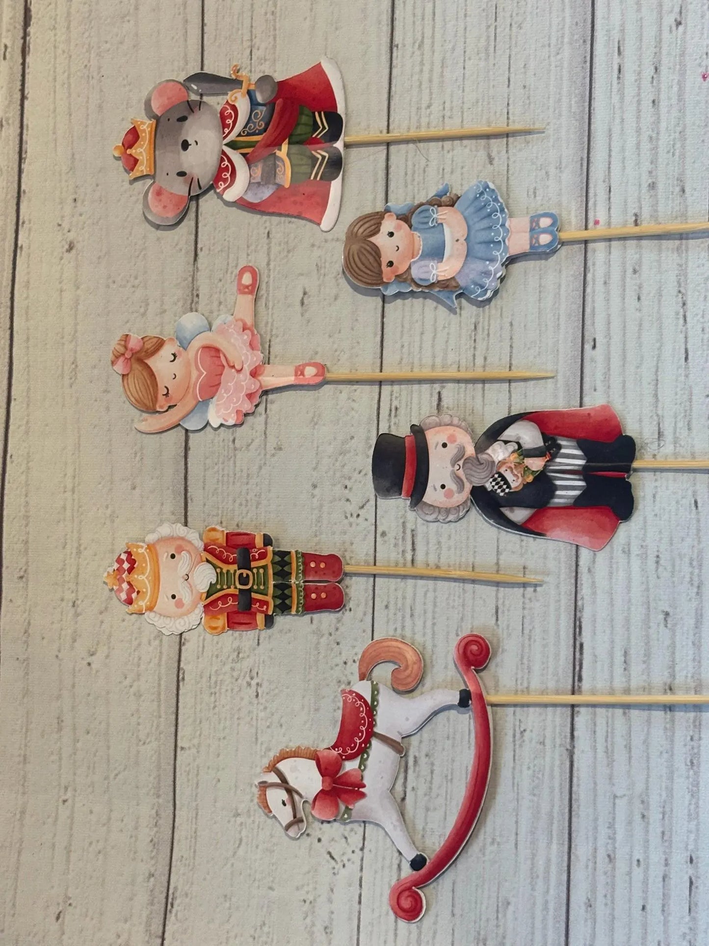 Nutcracker Christmas Cupcake, Ballet Cake Decorations, Nutcracker Cake Toppers Set – Prince, Clara, Sugar Plum Fairy & Mouse King