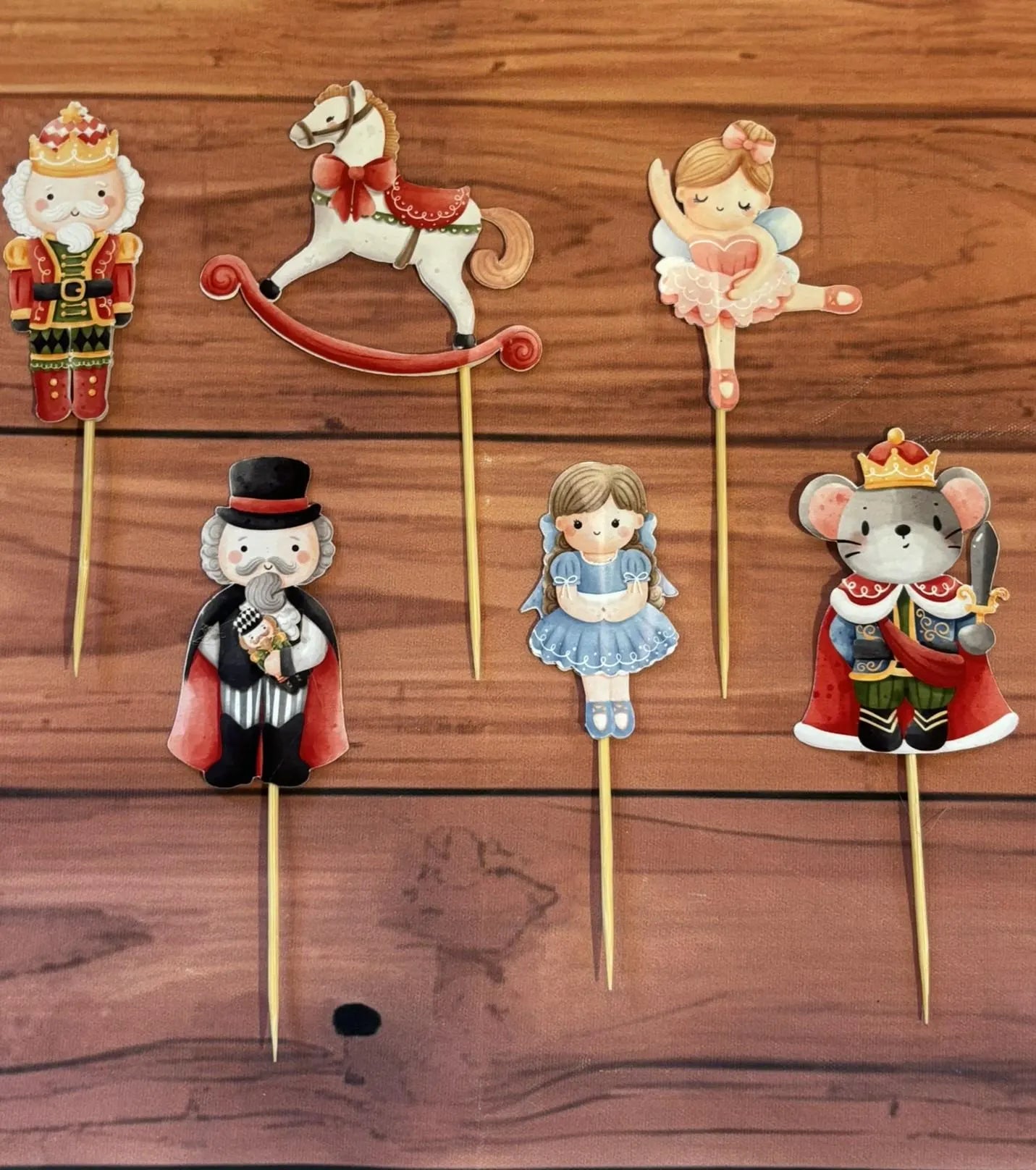 Nutcracker Christmas Cupcake, Ballet Cake Decorations, Nutcracker Cake Toppers Set – Prince, Clara, Sugar Plum Fairy & Mouse King