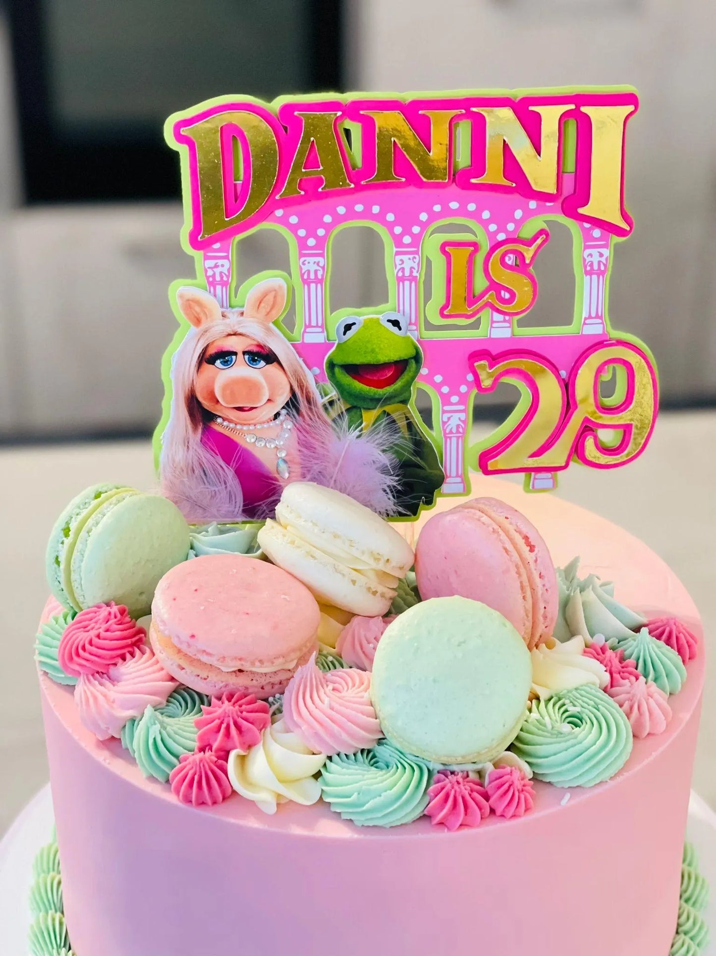 Muppets cake topper, Miss piggy, Kermit party, Puppets show cake topper, frog cake topper, Piggy cake topper, Kermit and Piggy cake topper, Puppets party