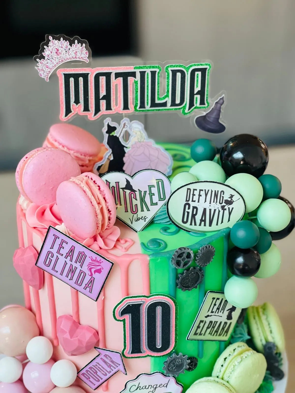 Wicked cake topper, Wicked theme glitter, Oz cake topper, Elphaba cake topper, Glinda cake topper, Wicked topper, wicked cake topper