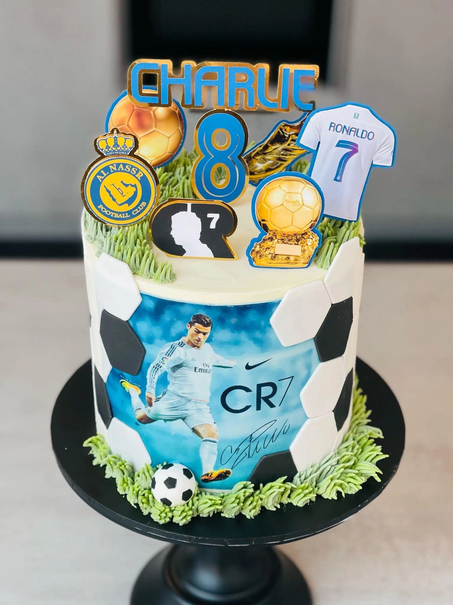 Ronaldo cake topper, CR7 cake topper, Cristiano Ronaldo cake topper, Al-Nasir cake topper, soccer cake topper, football cake topper, footie